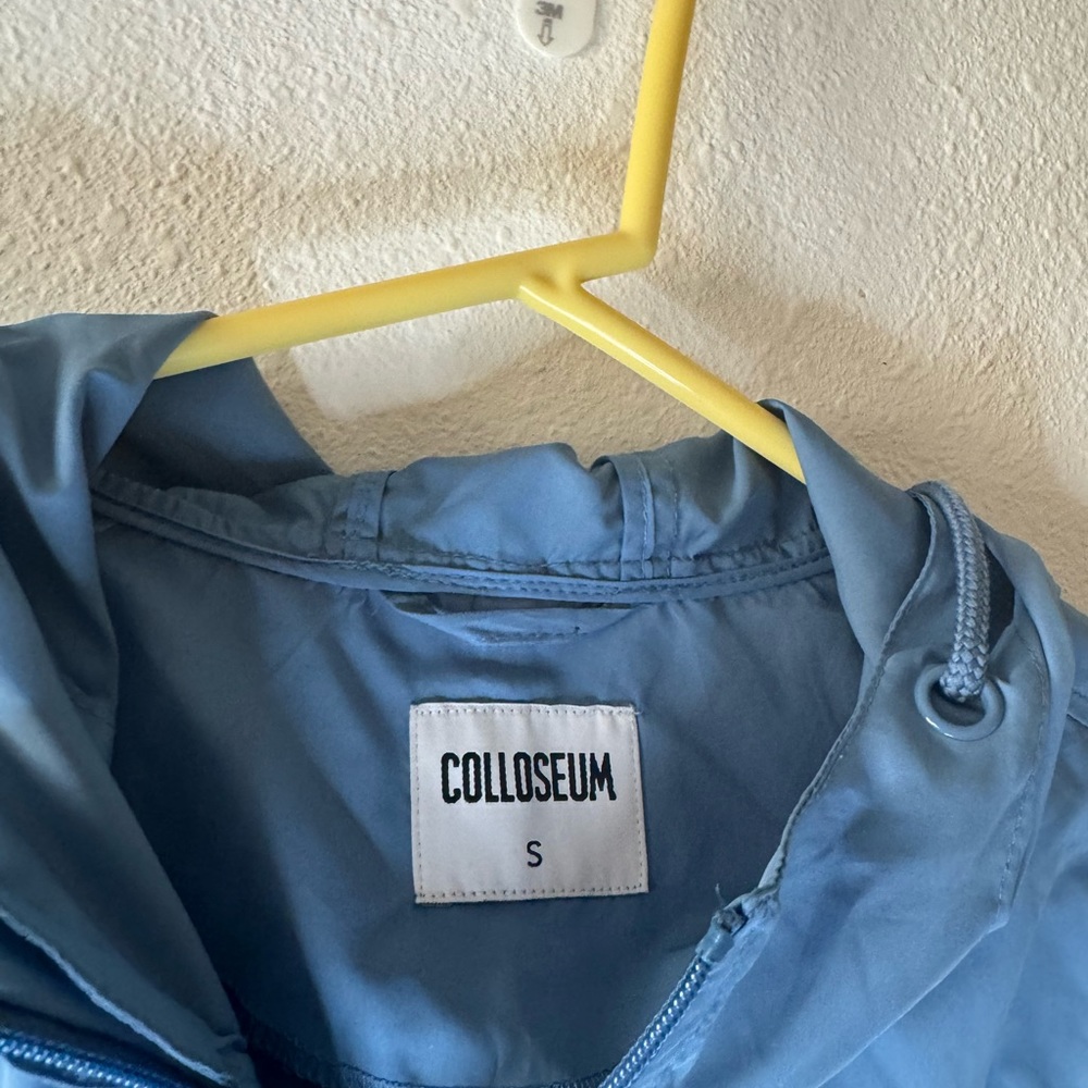 Colloseum jacket 🛍 - Picture 3 of 3